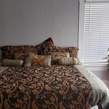 Home Away From Home 圣安东尼奥 外观 照片